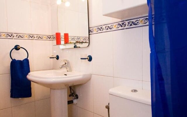 Dana Madrid Apartamentos