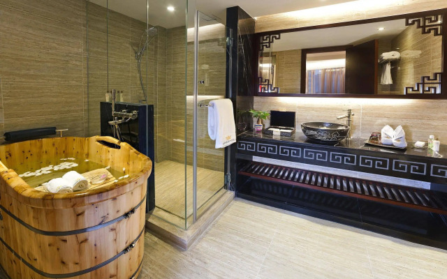 Hotel Emperor - Macau