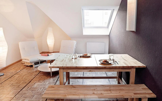 Five Elements Hostel