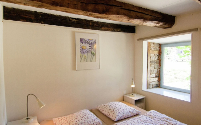 Spacious Gite With Large Terrace