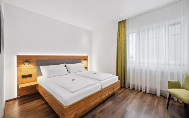 Hotel Zeppelin