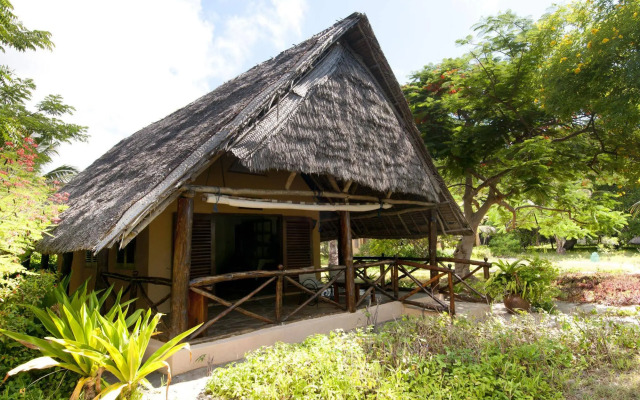 Kinasi Lodge