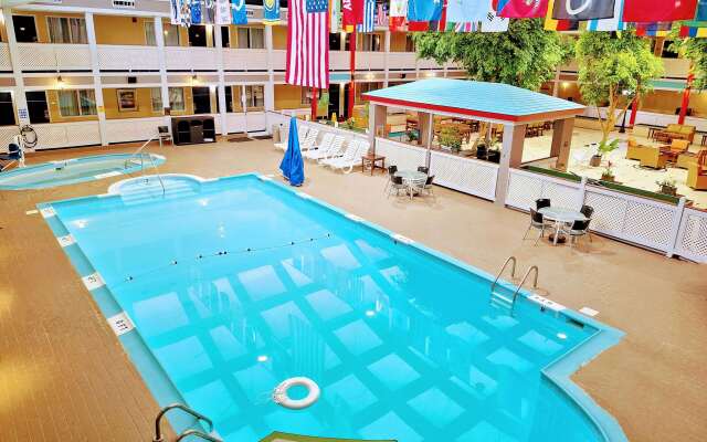 Travelodge by Wyndham Indianapolis Speedway