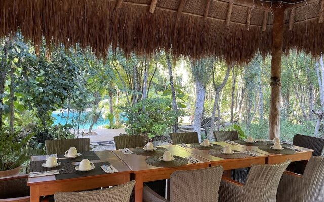 Glamping Bunga Lotus