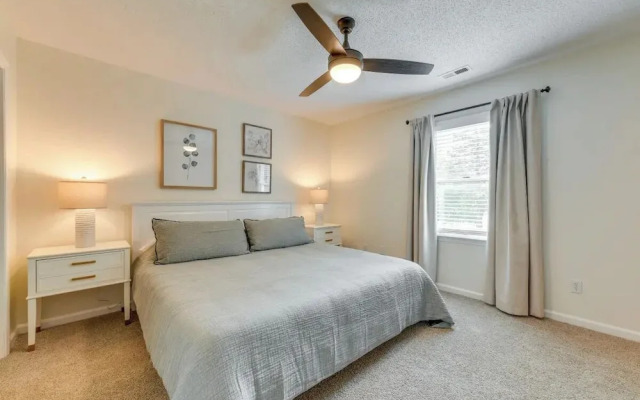 Pet-Friendly Lake Norman Retreat