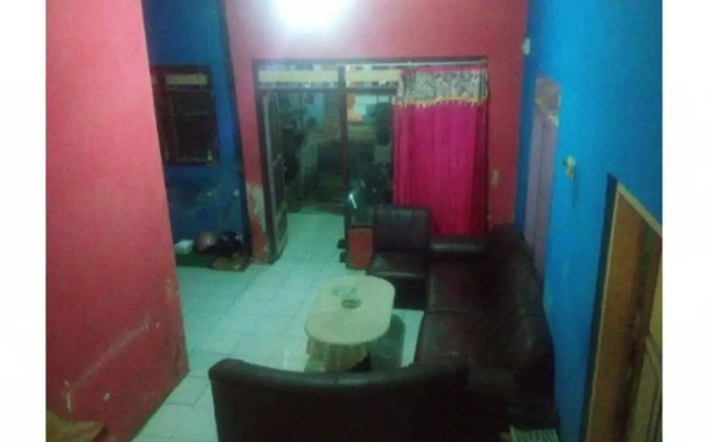 Herry Panggang Homestay and Transport Service