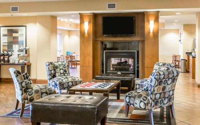 Comfort Suites Knoxville East