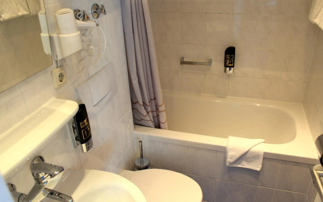 Hotel Wallis