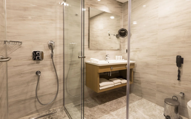 Radisson Hotel Istanbul Harbiye