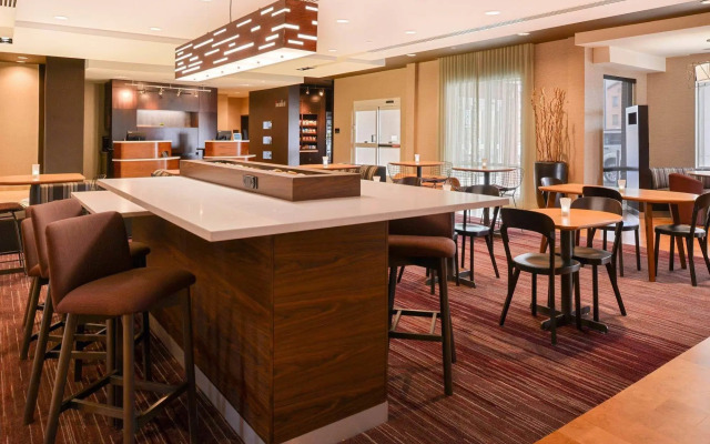 Courtyard by Marriott Toledo North