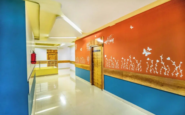Hotel SDM Golden Tower