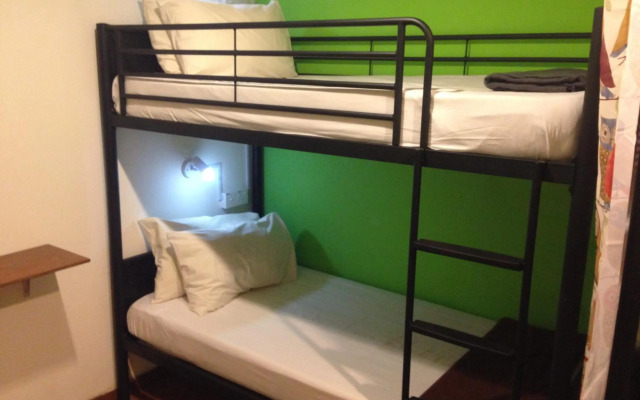 Woodpecker Lodge Kuching