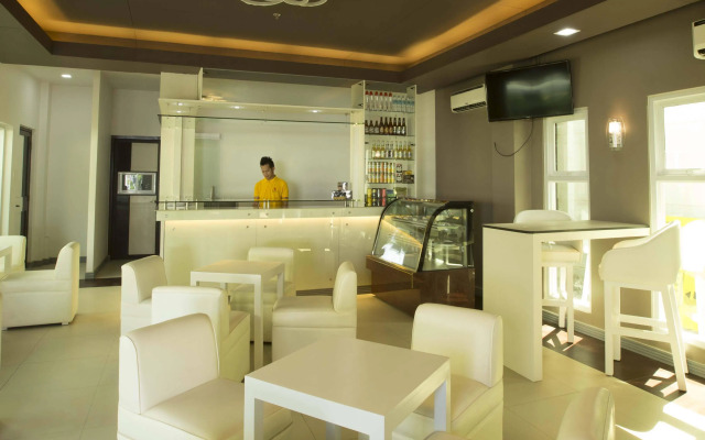 Lucky 9 Budget Hotel