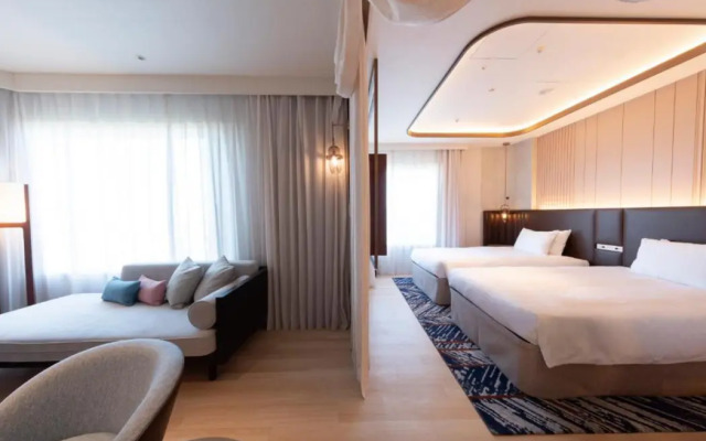 Hotel Springs Makuhari Premier