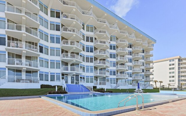 Surfside Condo 503 by Vtrips