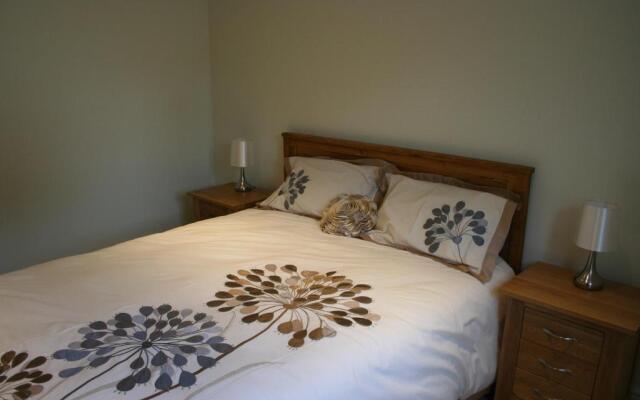 Highlands Apartment 5