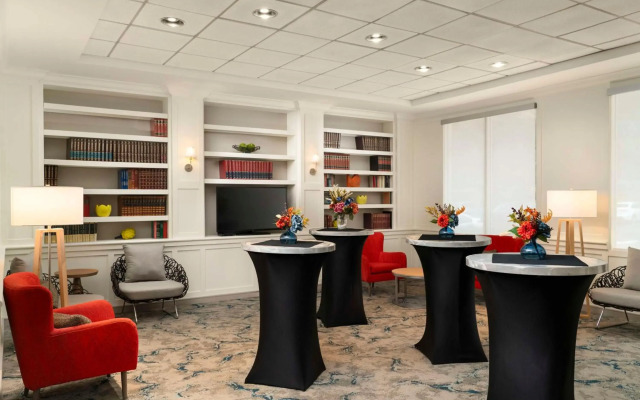Hilton Garden Inn Boston-Burlington