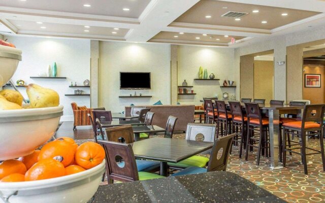 Comfort Suites Florence I-95