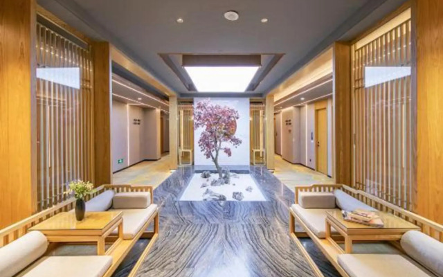 Guanlan Hotel (Fuzhou Mawei Chuanzheng Culture Scenic Area)
