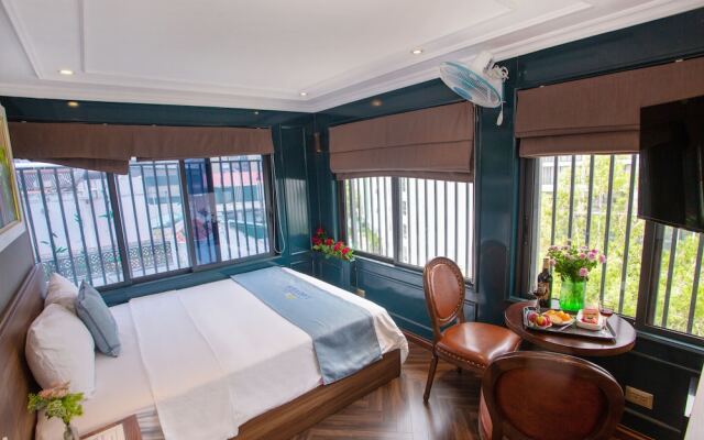 Lake View Hotel
