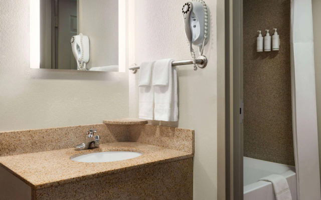 Days Inn by Wyndham Hershey