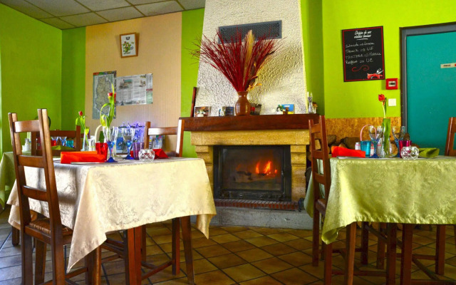 Hotel Des Cotes De Meuse