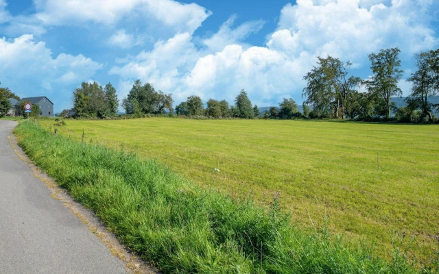 Spacious Getaway Near Spa F1