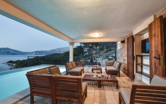 Stunning Home in Povlja With 4 Bedrooms, Wifi and Outdoor Swimming Pool