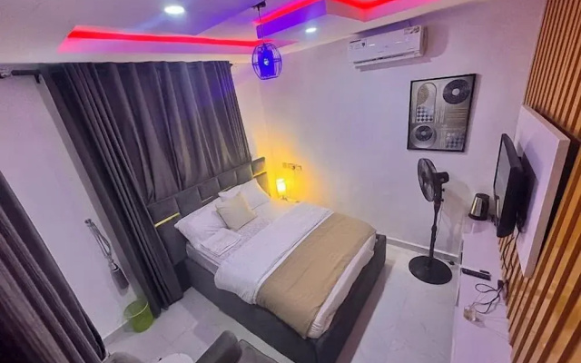 PrimeAxis Apartment
