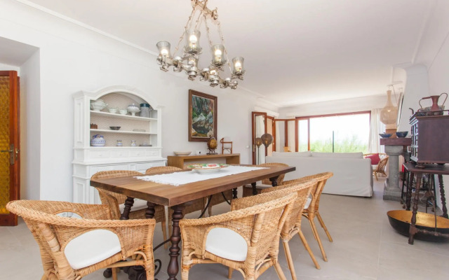 Villa Cabrera With Private Pool 12 Pax