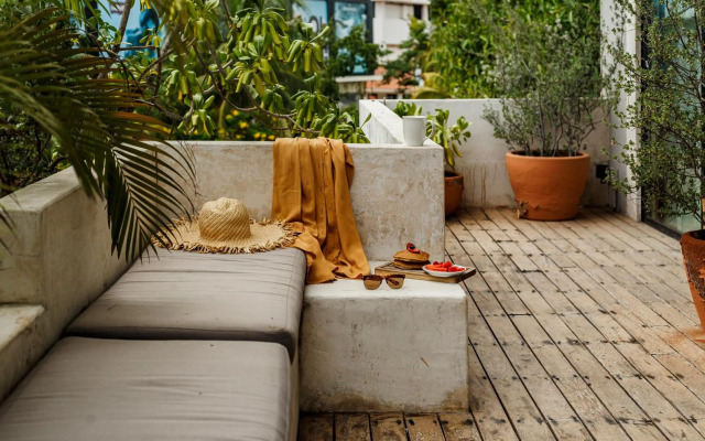 Caribbean Paradise Hotel & Spa - 5th Avenue