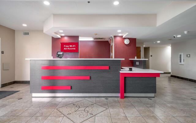 Red Roof Inn Sulphur