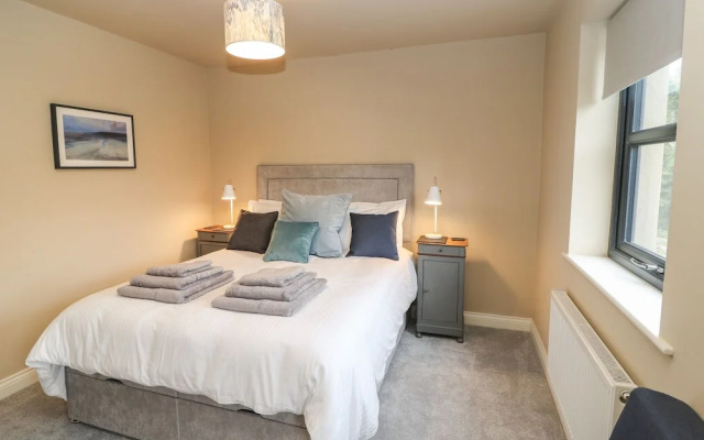 1 Stansfield Mews