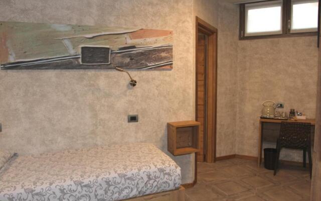 Bed & Rooms , Apartments Corte Rossa
