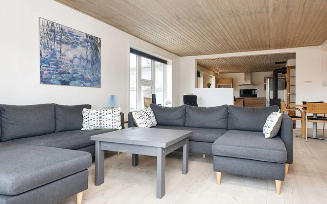 12 Person Holiday Home in Thyboron