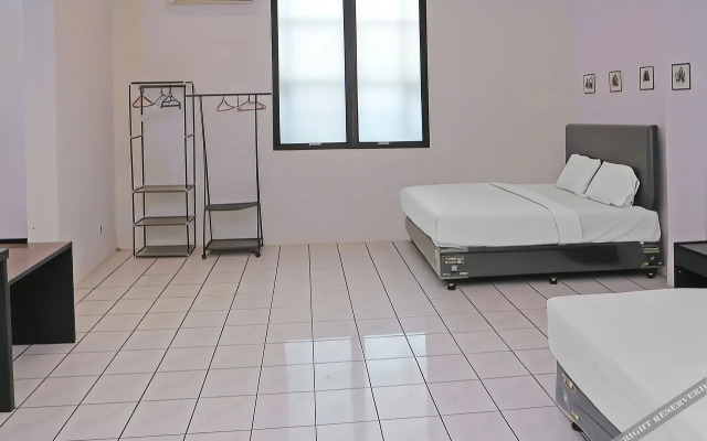 Collection O 92739 Hotel Pintu Besar Near Pancoran ChinaTown Point