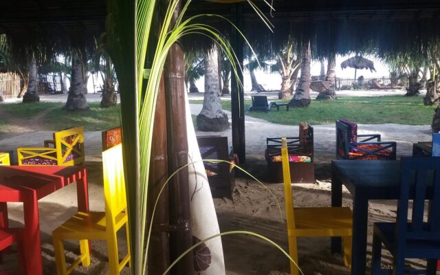 Peace & Love Beach Club