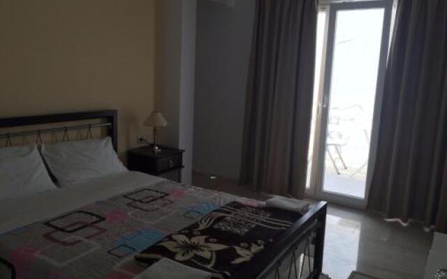 Antonios Hotel Apartments