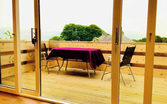 Snowdonia 1-bed Chalet, Sleeps 2, Stunning Views