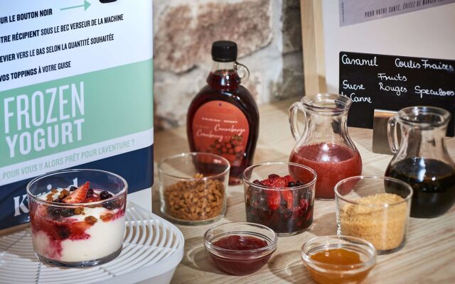 Kyriad Lille - Mons En Baroeul