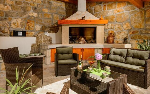 Stone House Kuna