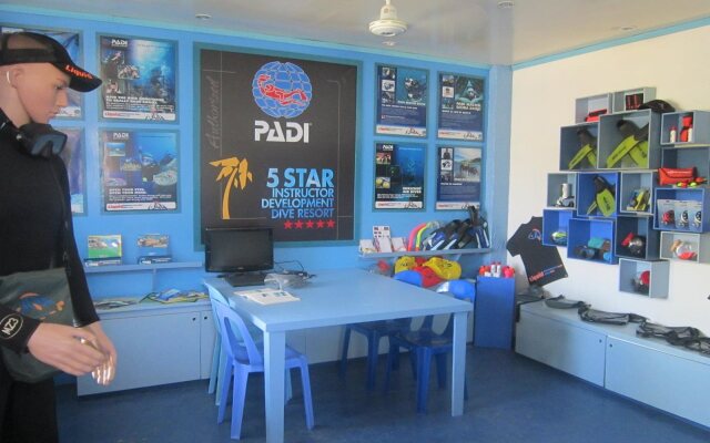 Liquid Dive Resort