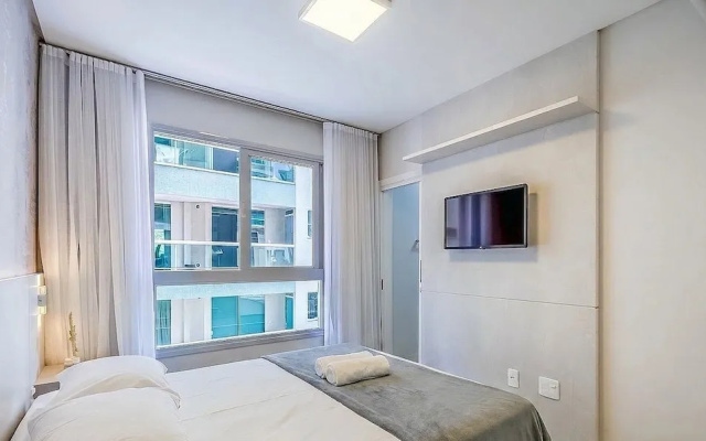 Modern 3BR apt Near the Beach Ema0201