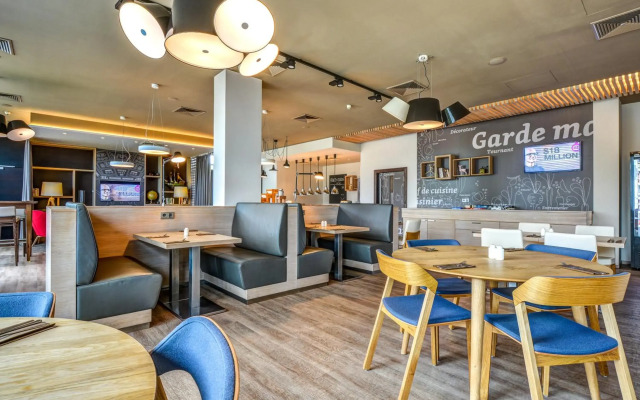 Holiday Inn Prague Airport by IHG