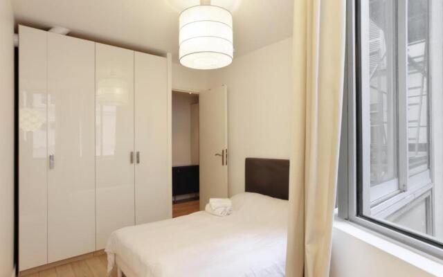 Sleek Apartments near Saint Germain