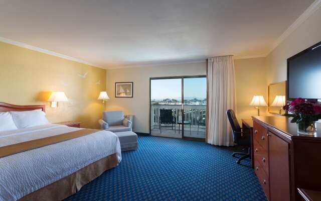 The Marina Inn on San Francisco Bay