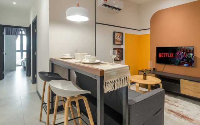 Neu Suites Residence, Embassy Row