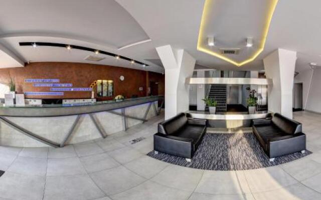 Steel House Hotel