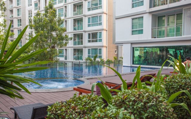 Sukhumvit 64 Pool View Apartment