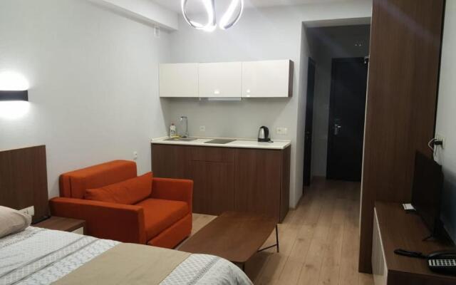 Hotel Crystal Residence R413